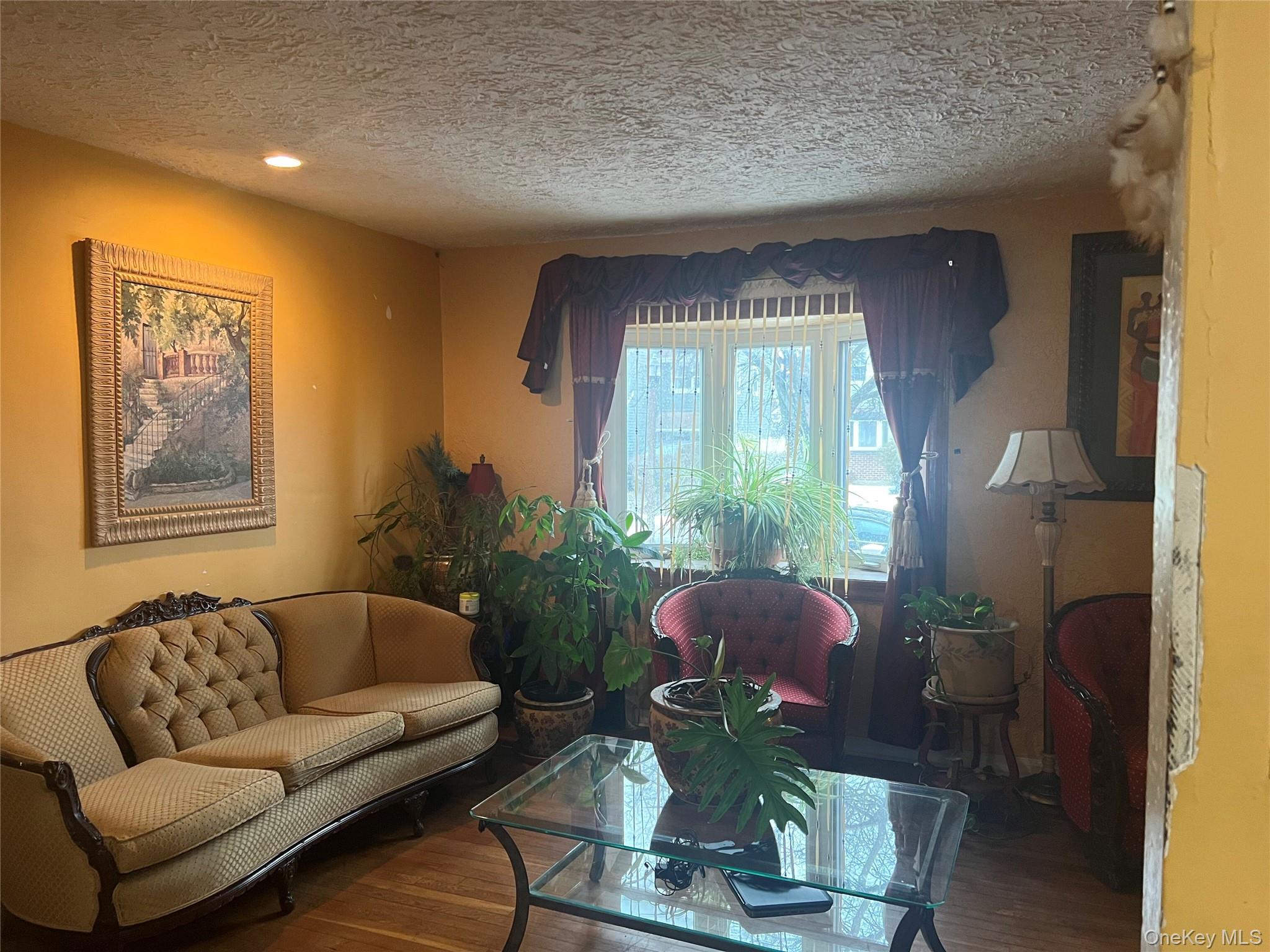 #20 photo, 208 Emily Avenue, Elmont , NY 11003