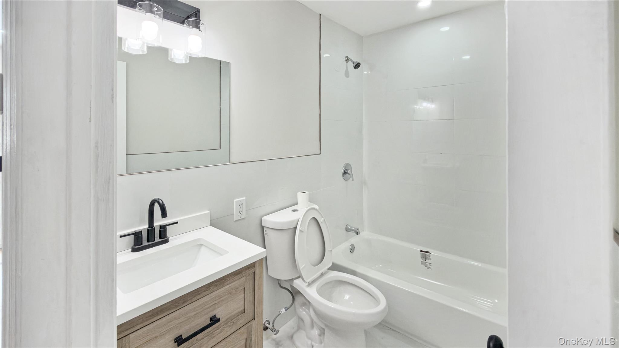 #14 photo, 58 Rutland Road, Freeport , NY 11520