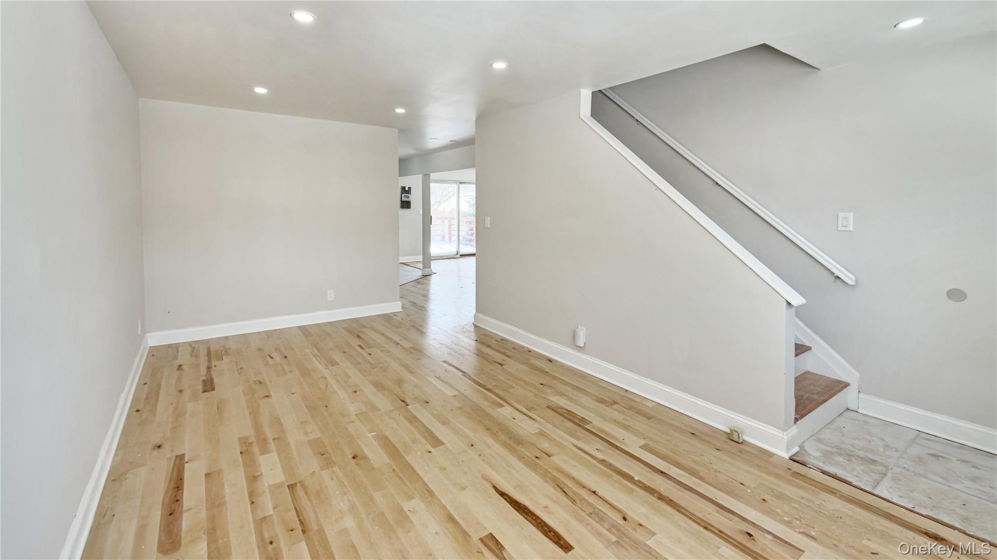 #7 photo, 58 Rutland Road, Freeport , NY 11520