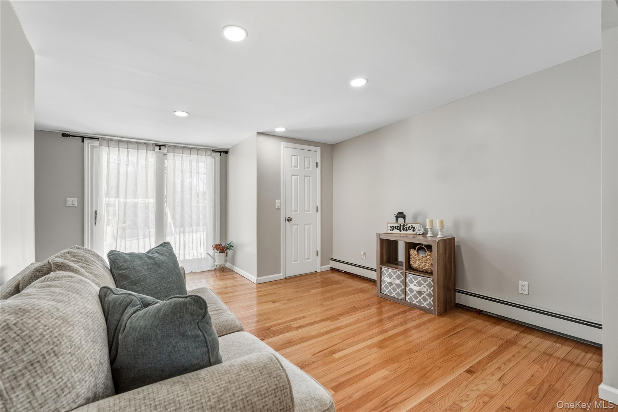 #19 photo, 144 Avenue A, Holbrook , NY 11741