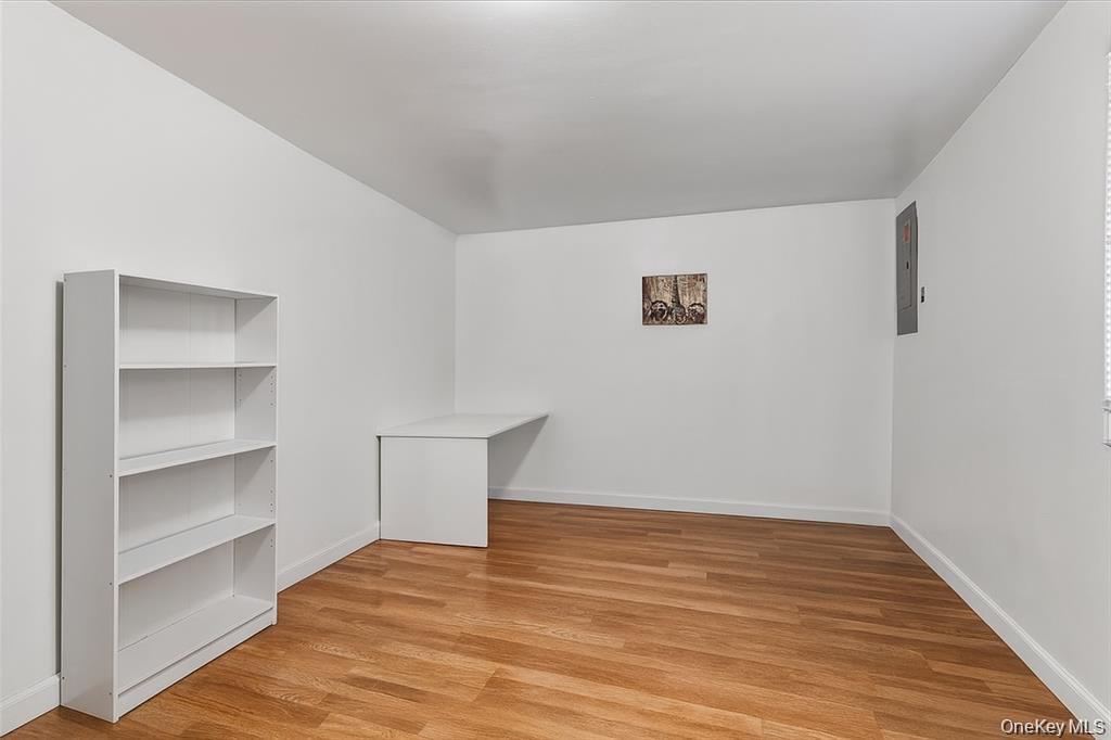 #13 photo, 22 Hudson Place, מחוז נסאו Hempstead , NY 11550