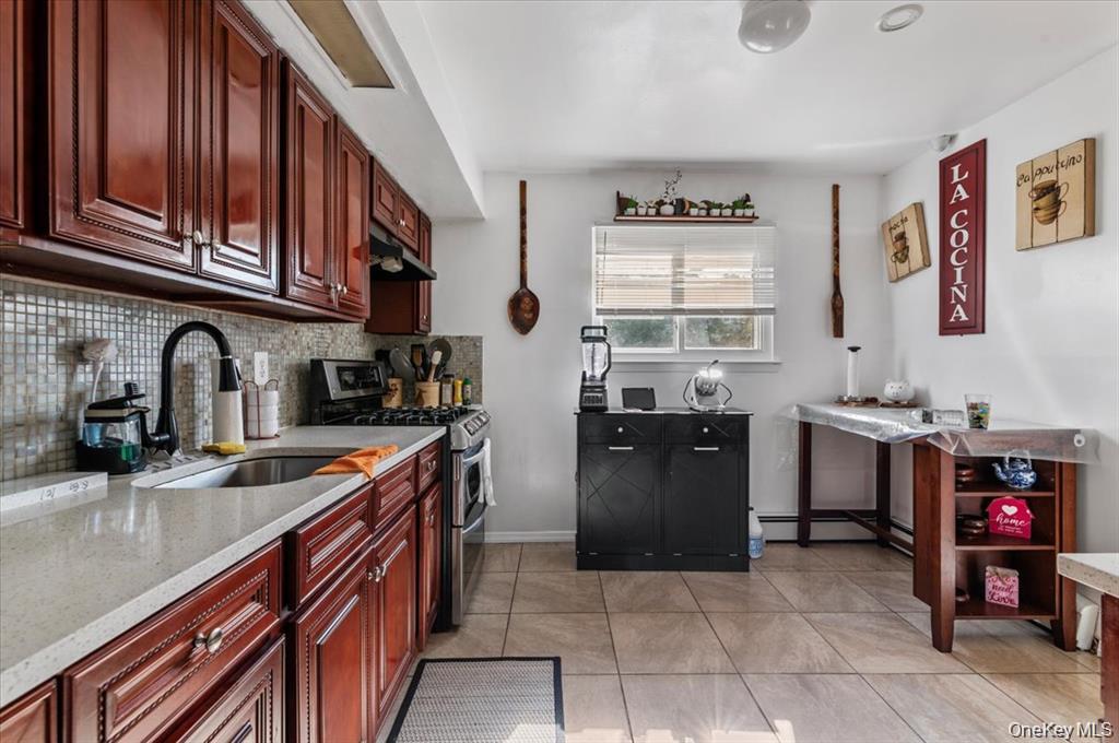 #6 photo, 22 Hudson Place, מחוז נסאו Hempstead , NY 11550