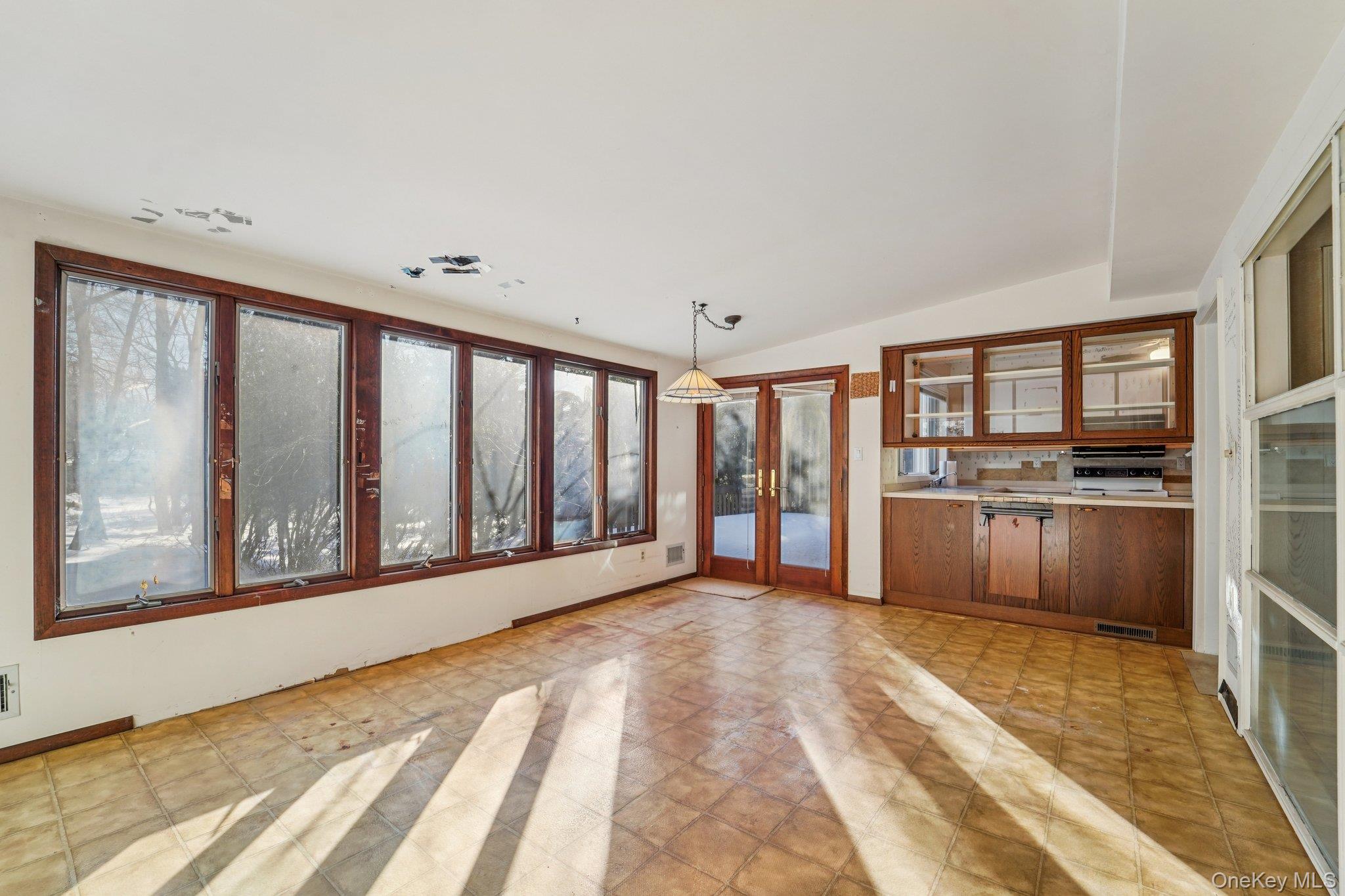 #10 photo, 12 Park Avenue, New City , NY 10956