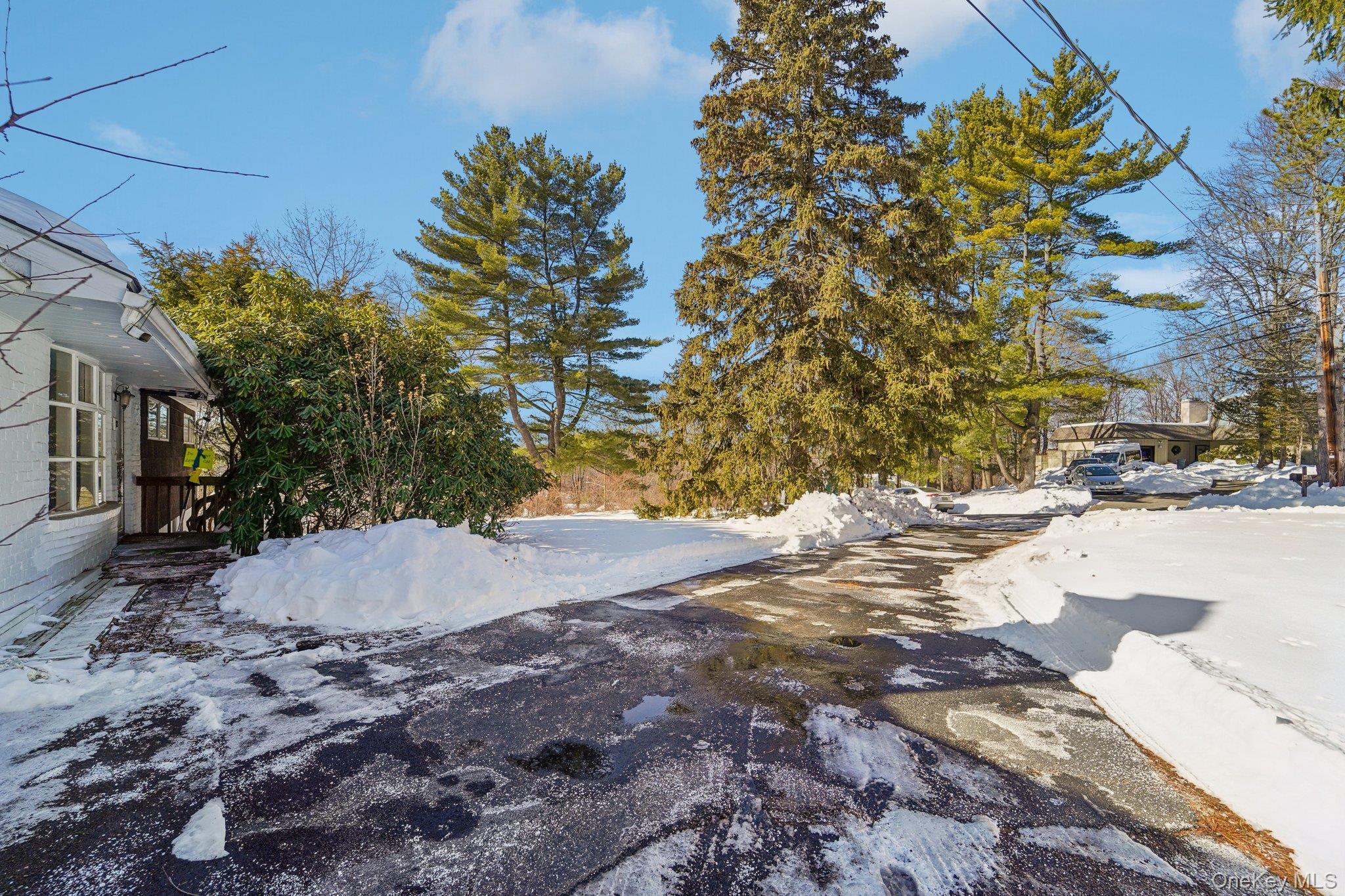 #4 photo, 12 Park Avenue, New City , NY 10956