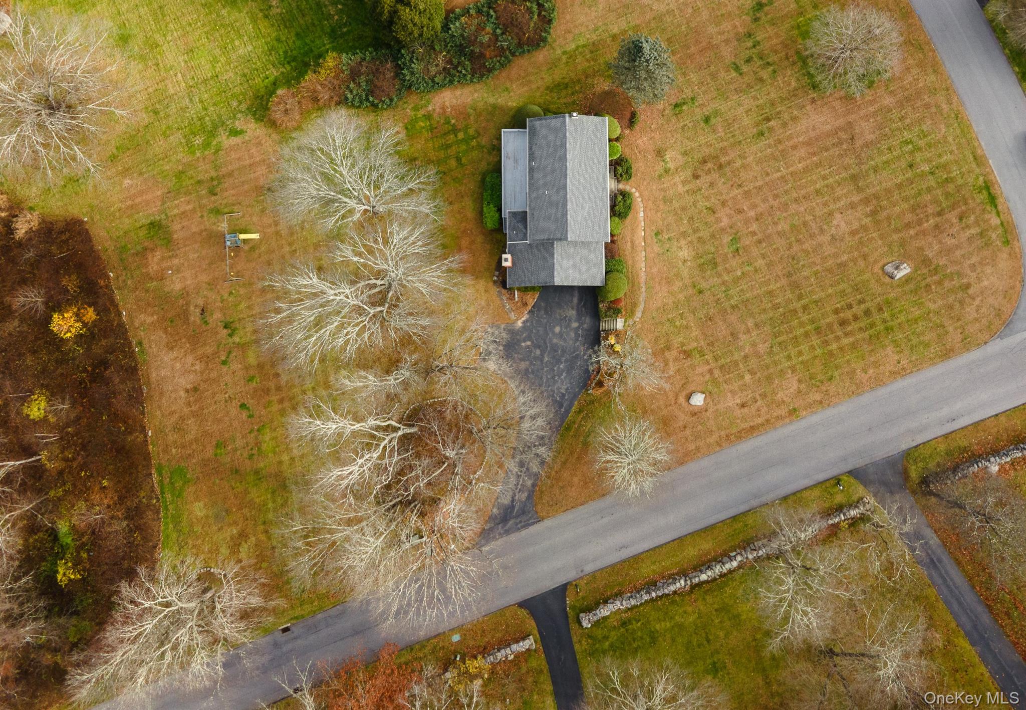 #2 photo, 2 Cheyenne Court, Katonah , NY 10536