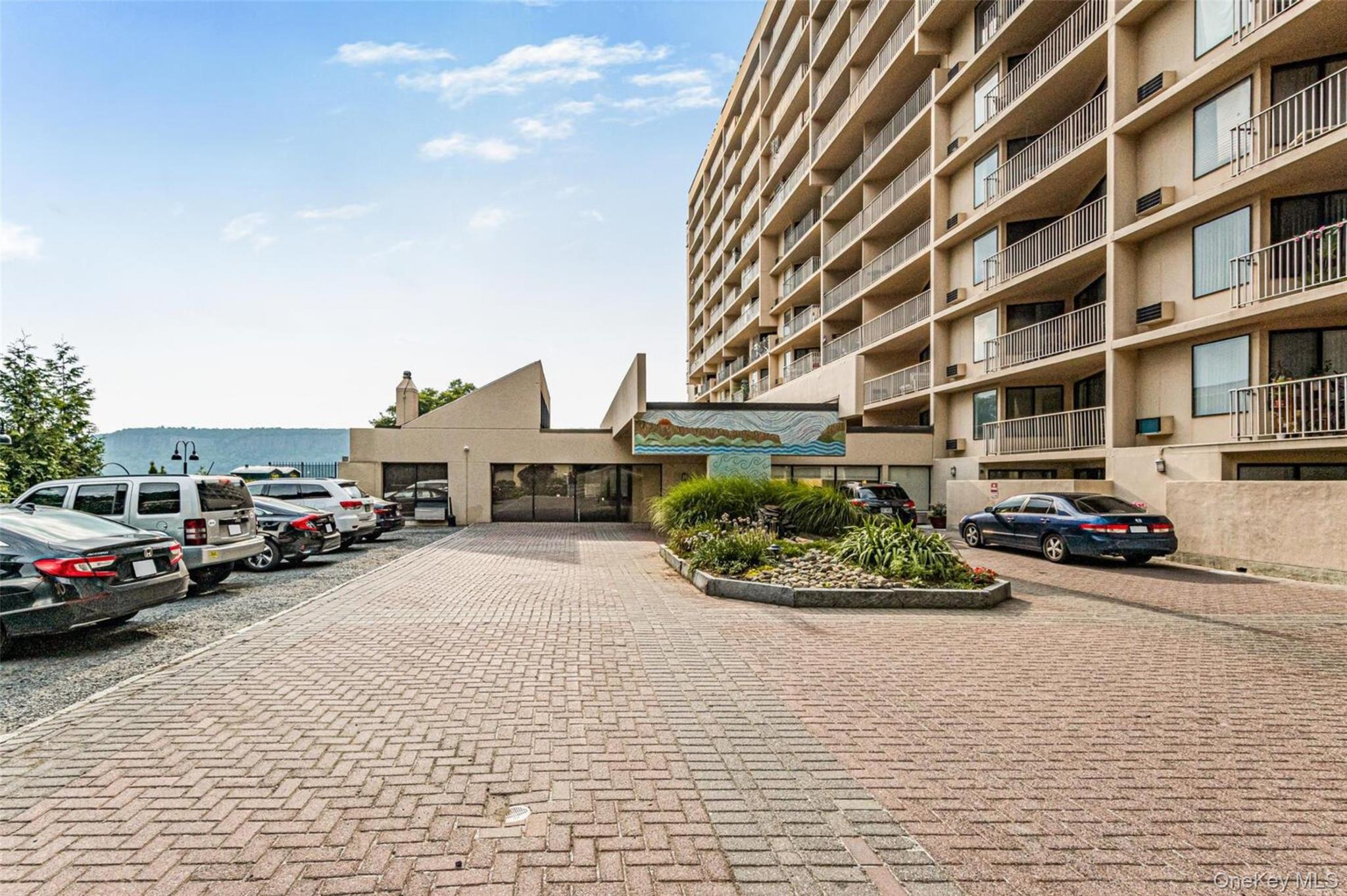 #20 photo, 1155 Warburton Avenue, Yonkers , NY 10701