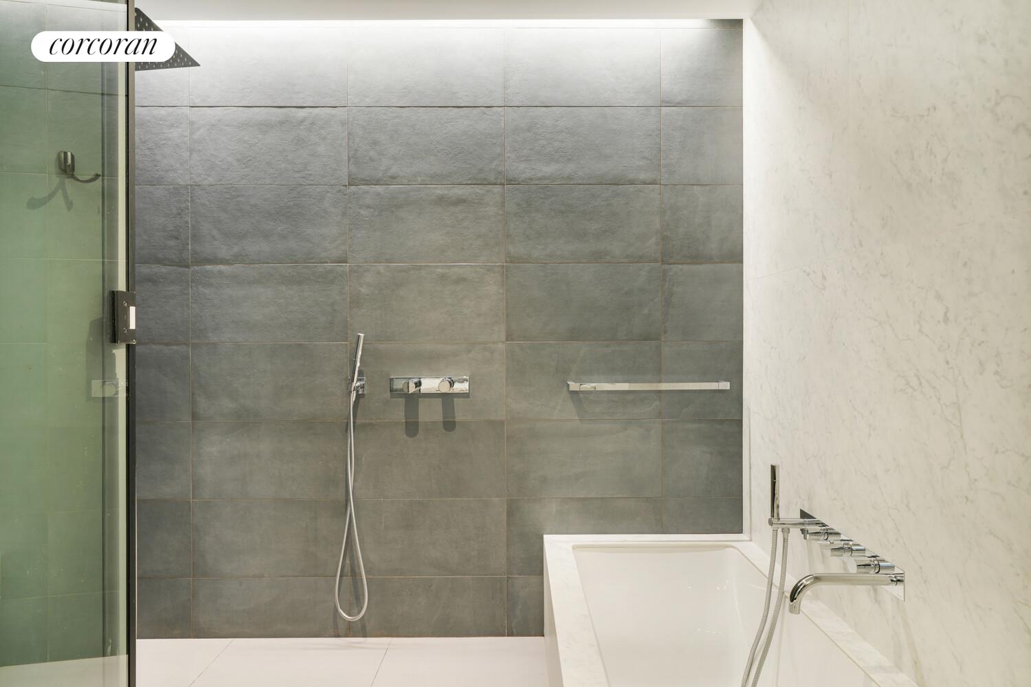 #11 photo, 160 W 66TH Street, Манхэттен ‖ Lincoln Square , NY 10023