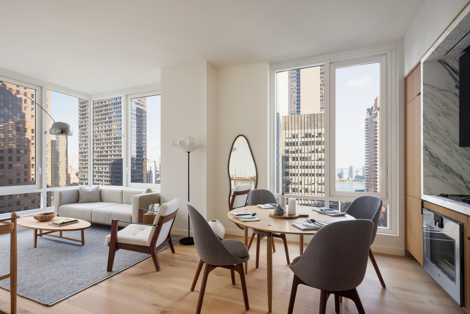 #19 photo, 135 E 47TH Street, Turtle Bay , NY 10017