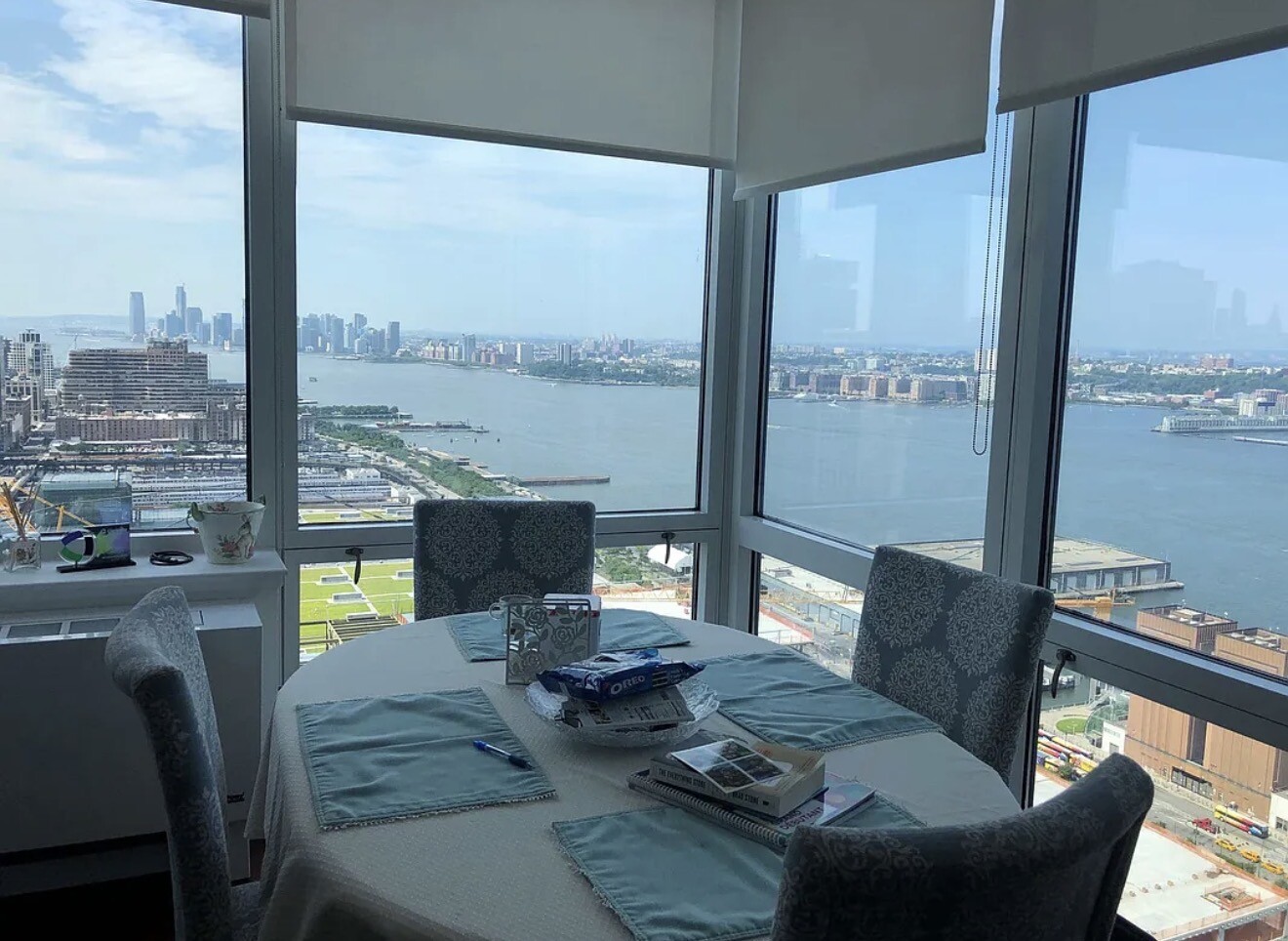 #1 photo, 610 W 42ND Street, 曼哈頓 Hell's Kitchen , NY 10036