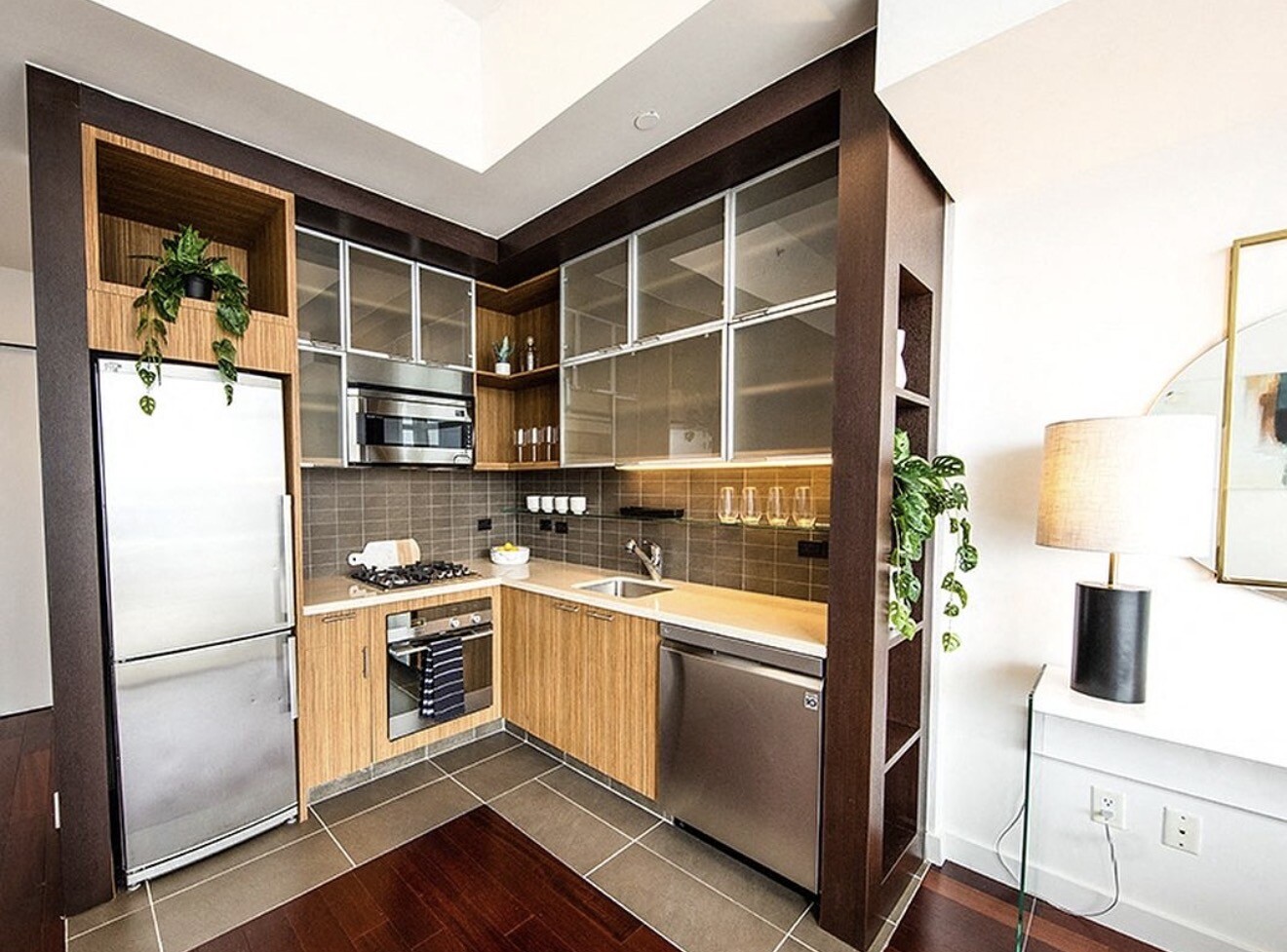 #4 photo, 610 W 42ND Street, 曼哈頓 Hell's Kitchen , NY 10036