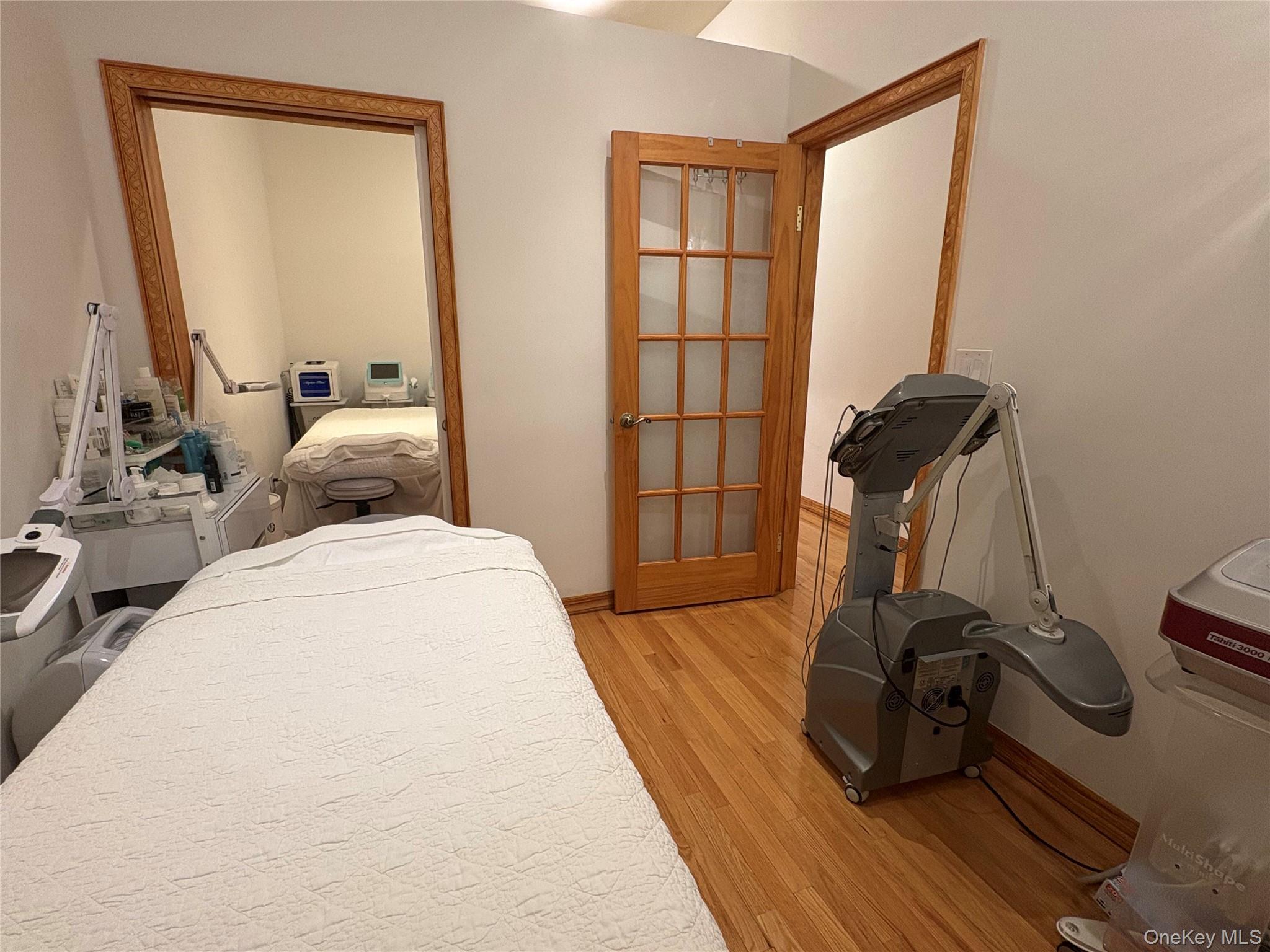 #4 photo, 36-17 164th Street, كوينز Flushing , NY 11358