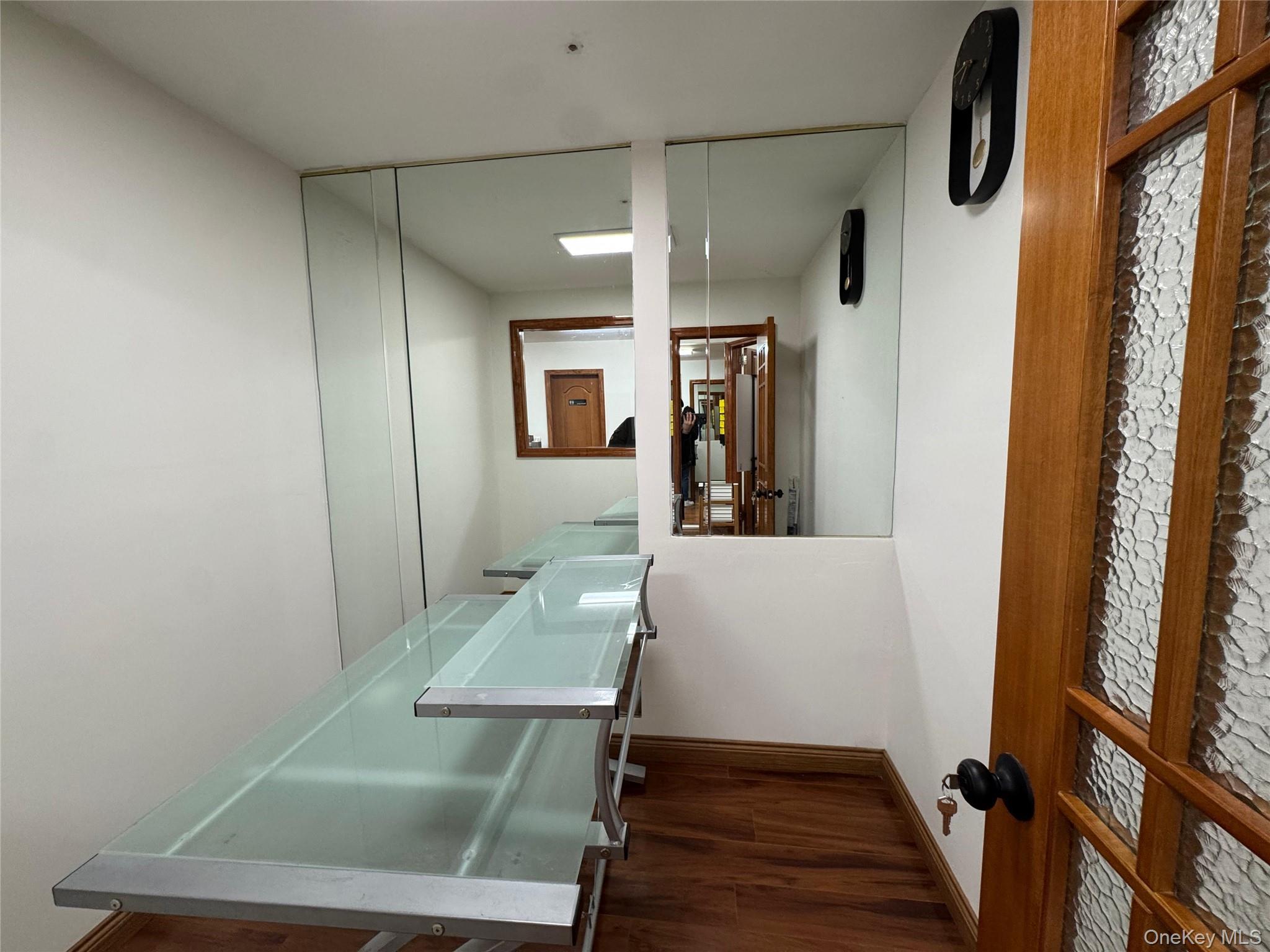 #7 photo, 8203 Roosevelt Avenue, كوينز Jackson Heights , NY 11372