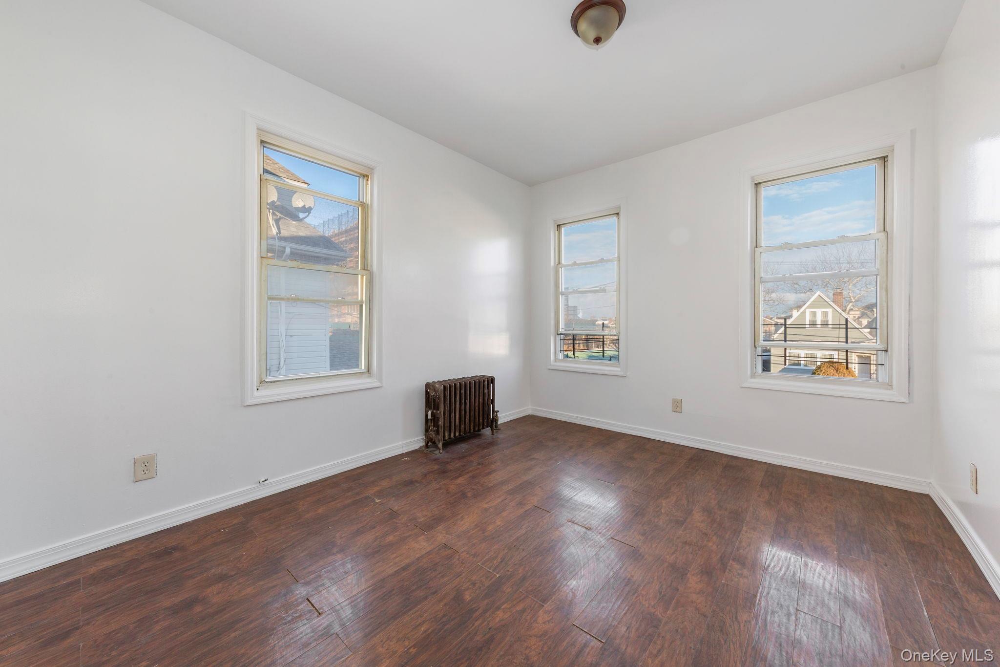 #10 photo, 423 Beach 66th Street, كوينز Arverne , NY 11692