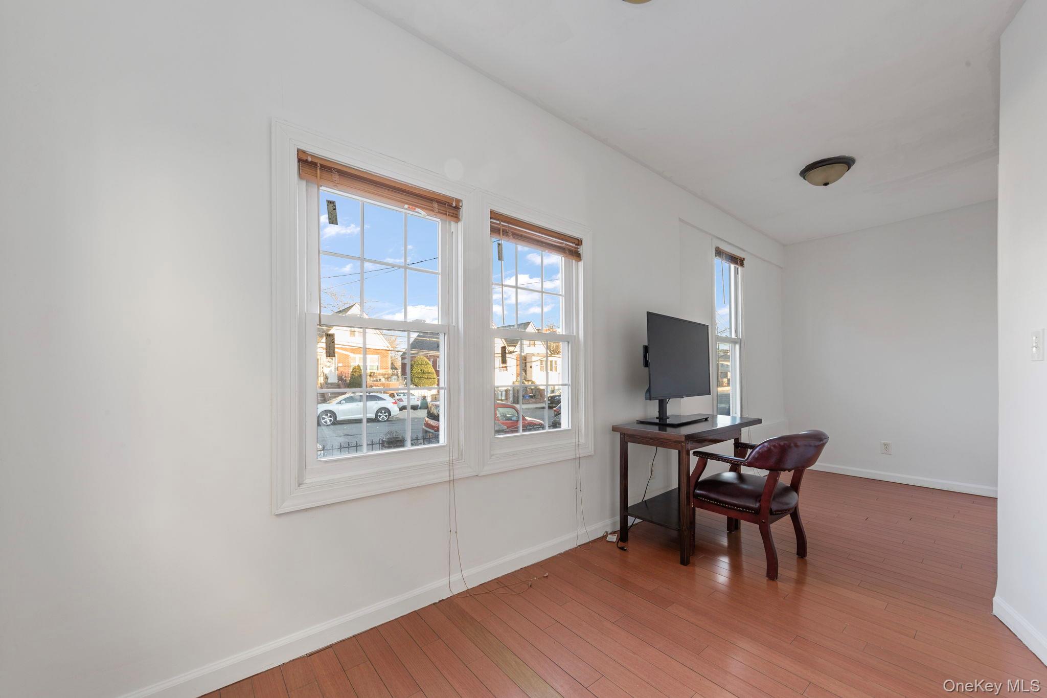 #8 photo, 423 Beach 66th Street, كوينز Arverne , NY 11692