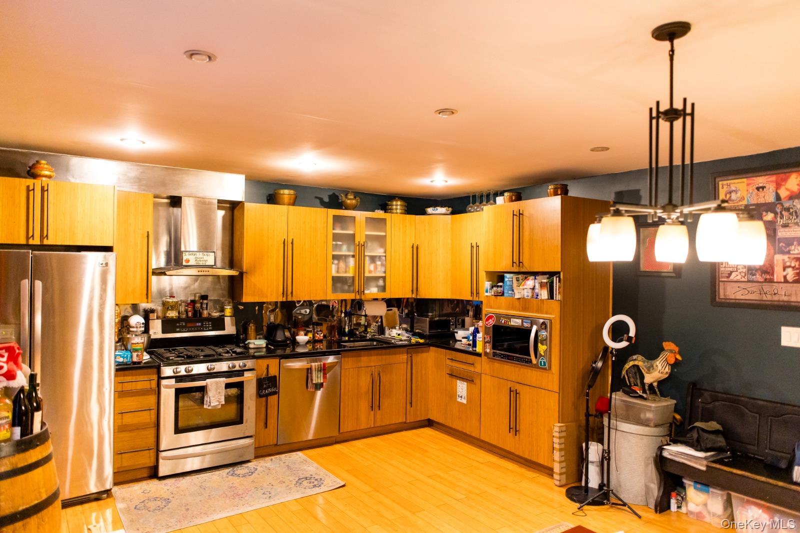 #6 photo, 55-08 32nd Avenue, Woodside , NY 11377