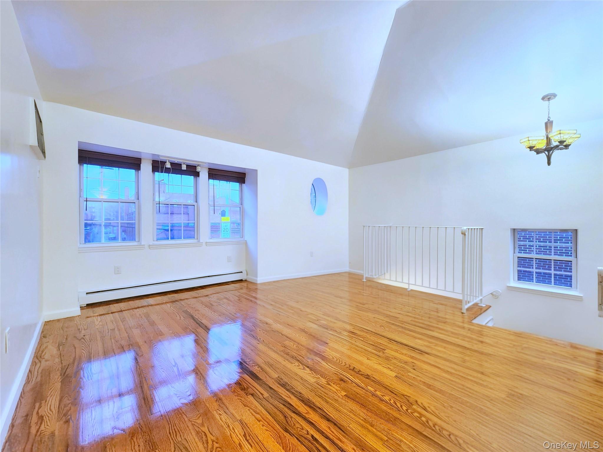 #5 photo, 3080 Middletown Road, 布朗士 Bronx , NY 10461