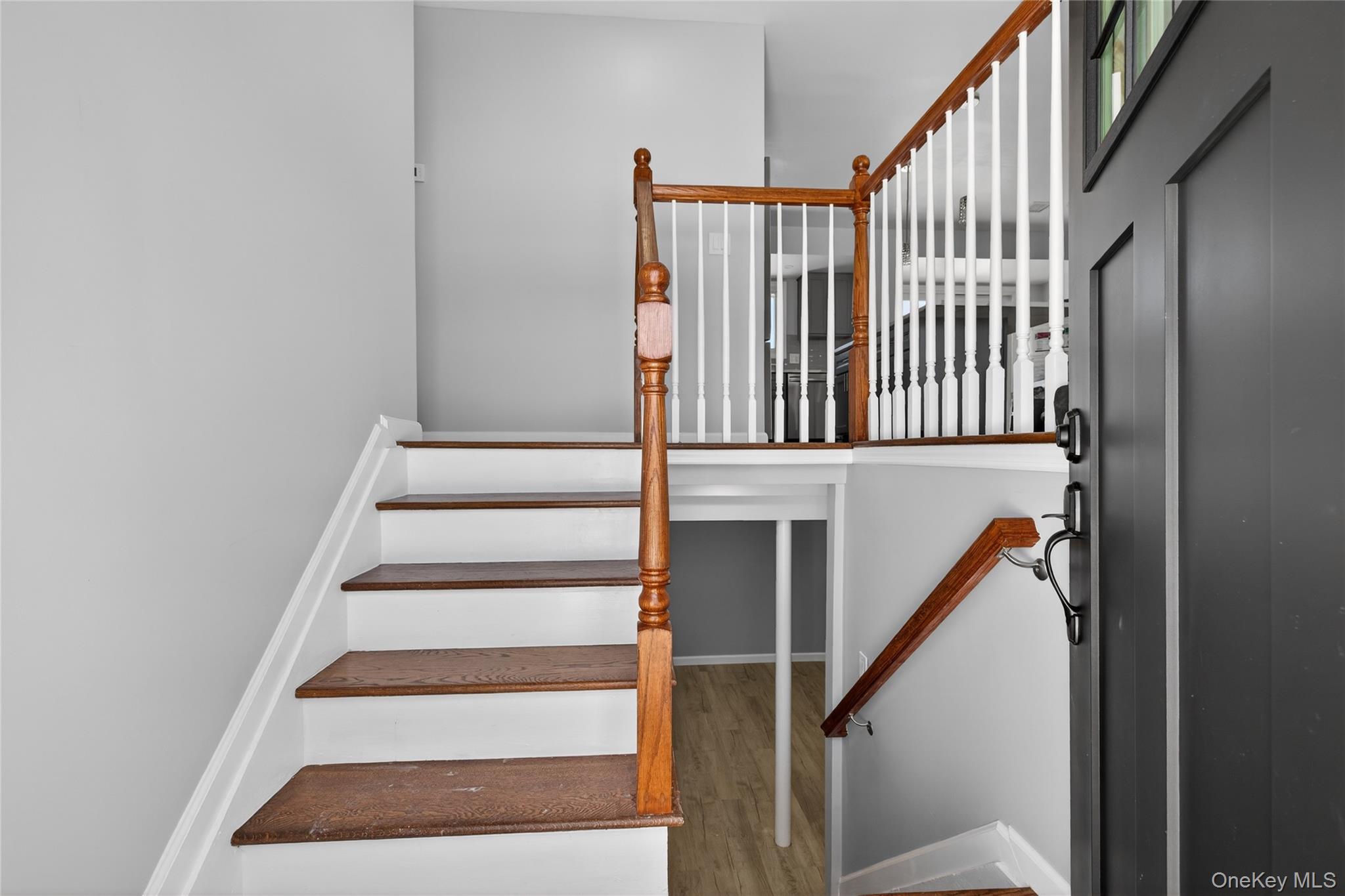 #2 photo, 3103 Falcon Avenue, 롱 아일랜드 Medford , NY 11763