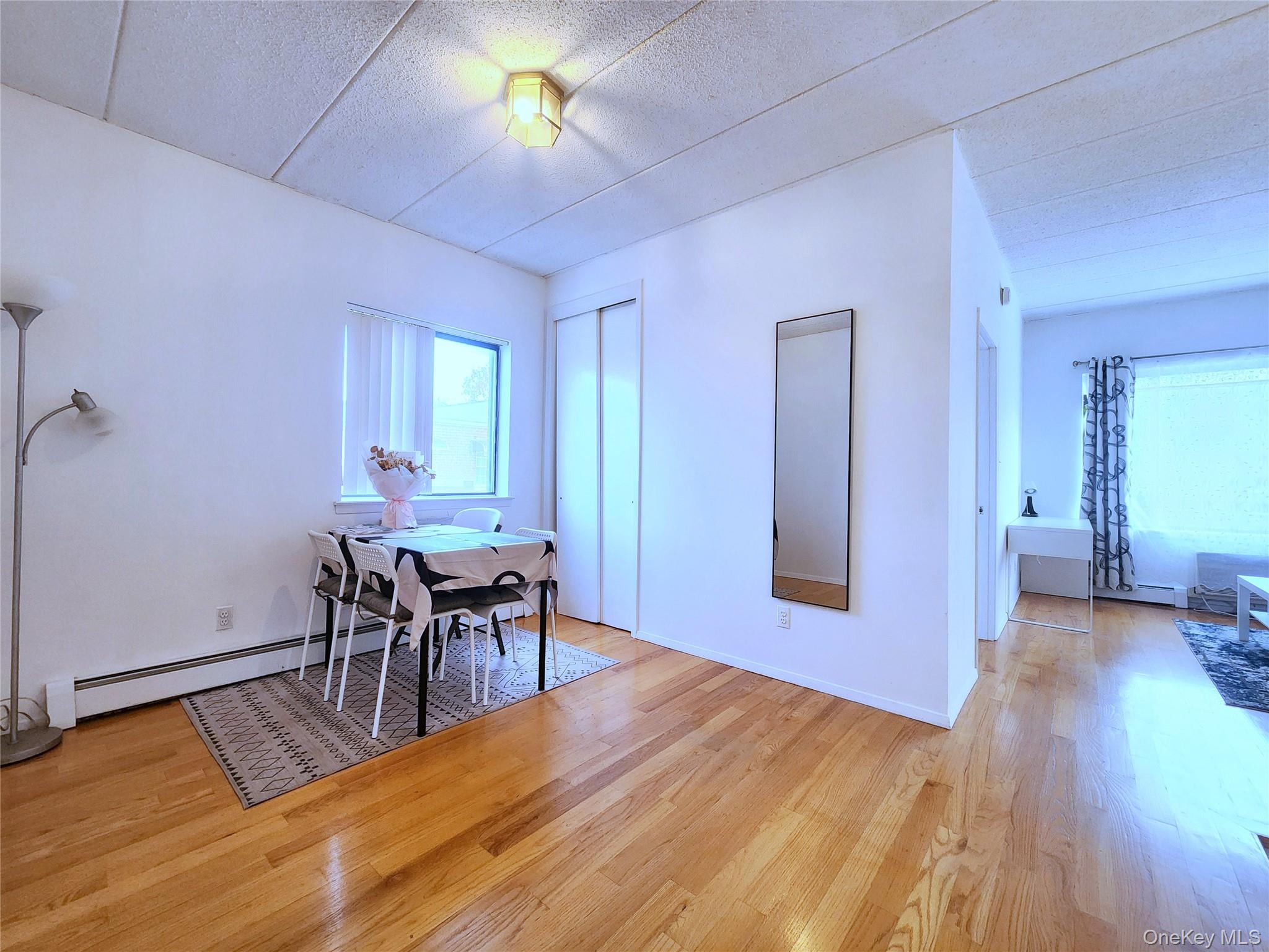 #8 photo, 149-15 Barclay Avenue, كوينز Flushing , NY 11355