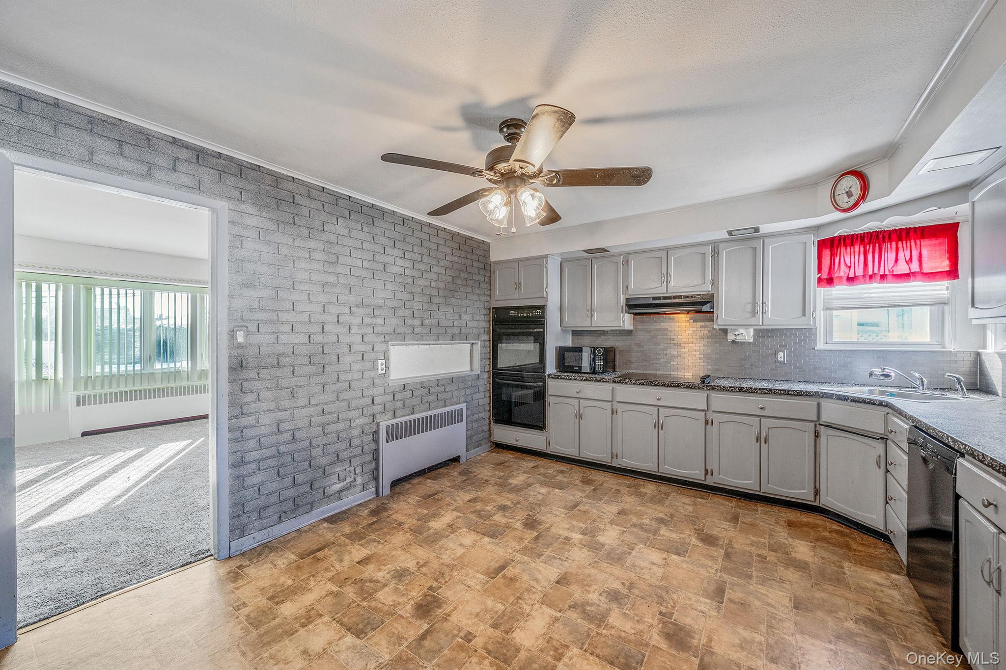 #11 photo, 3589 Naomi Place, 长岛 Seaford , NY 11783