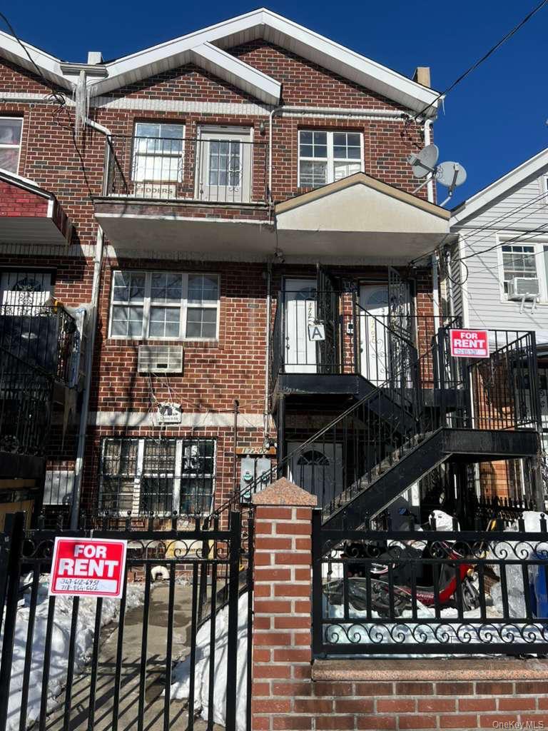 #5 photo, 17207A 90th Avenue, Jamaica , NY 11432