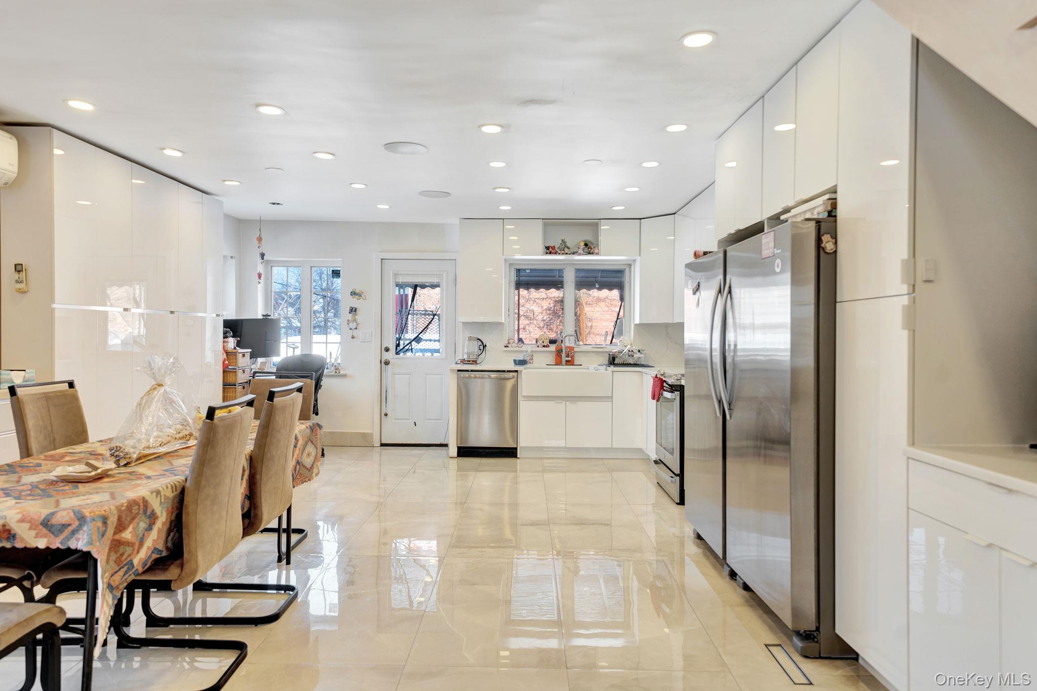 #10 photo, 1701 Burnett Street, Brooklyn , NY 11229