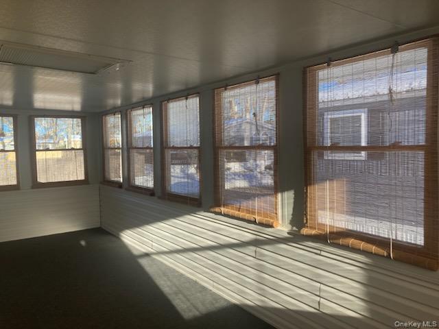 #8 photo, 1661 Old Country Road, سوفولك Riverhead , NY 11901