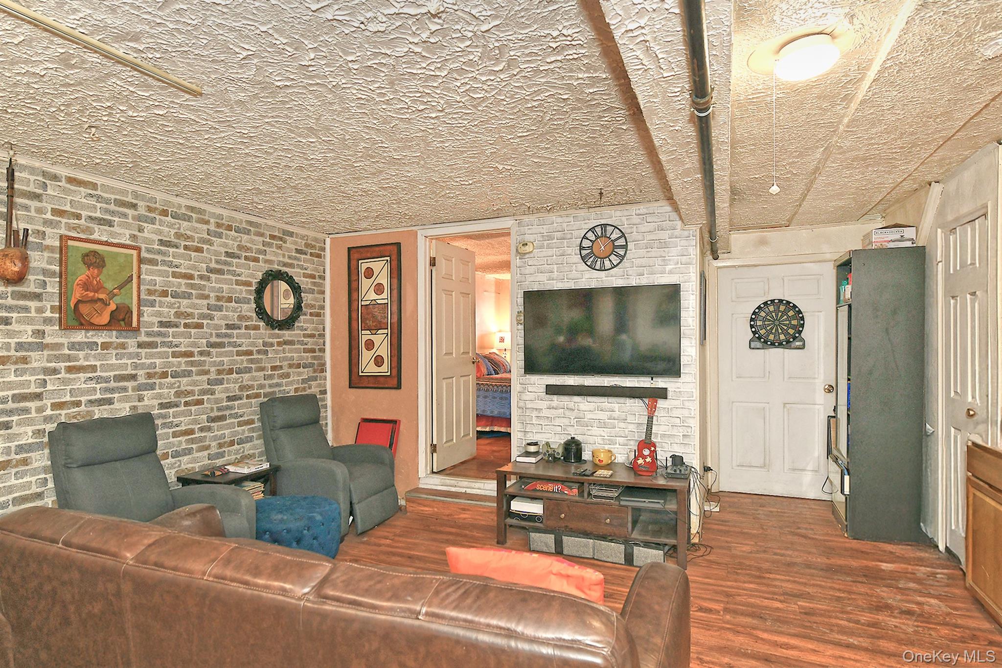 #17 photo, 3617 Laconia Avenue, برونكس Bronx , NY 10469