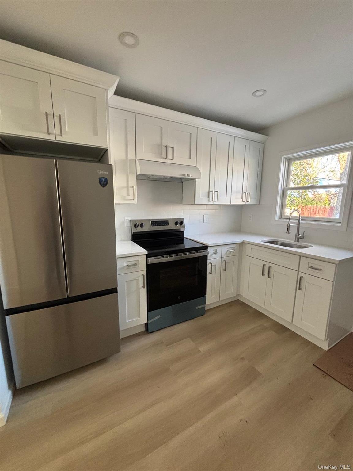 #10 photo, 237 Beaver Drive, מחוז סאפוק Mastic Beach , NY 11951