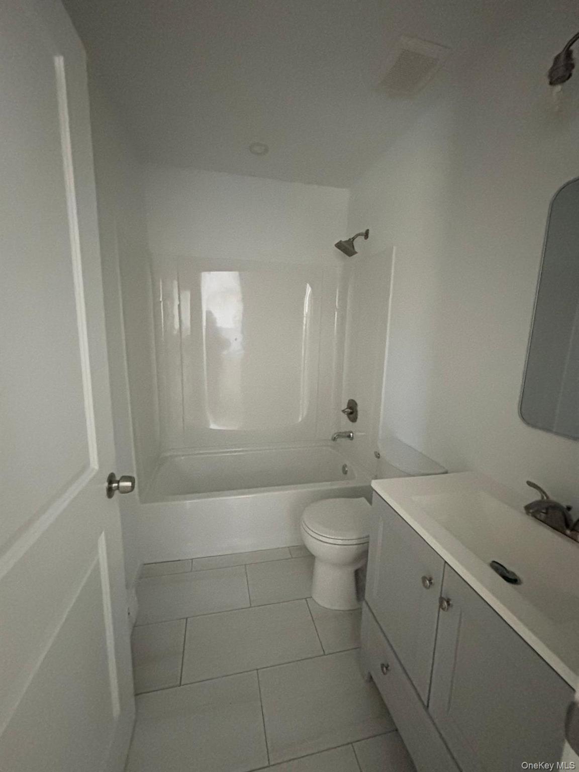 #13 photo, 237 Beaver Drive, מחוז סאפוק Mastic Beach , NY 11951