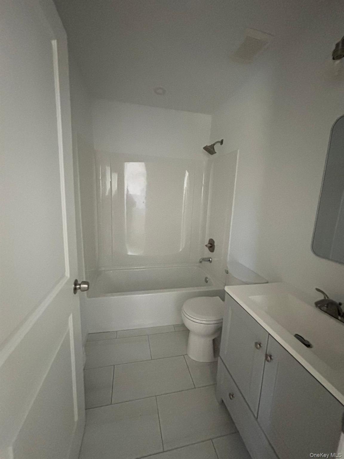 #15 photo, 237 Beaver Drive, מחוז סאפוק Mastic Beach , NY 11951