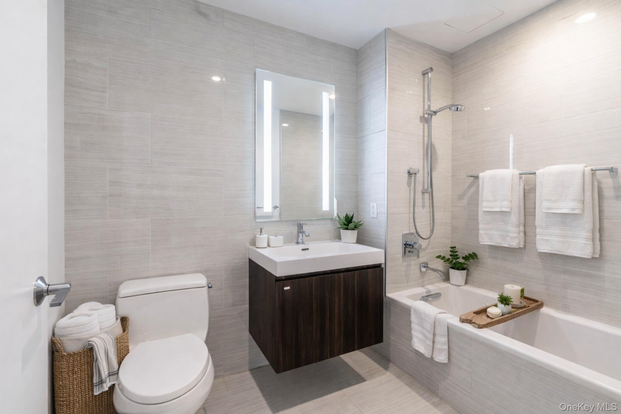 #7 photo, 131-03 40th Road, Flushing , NY 11354