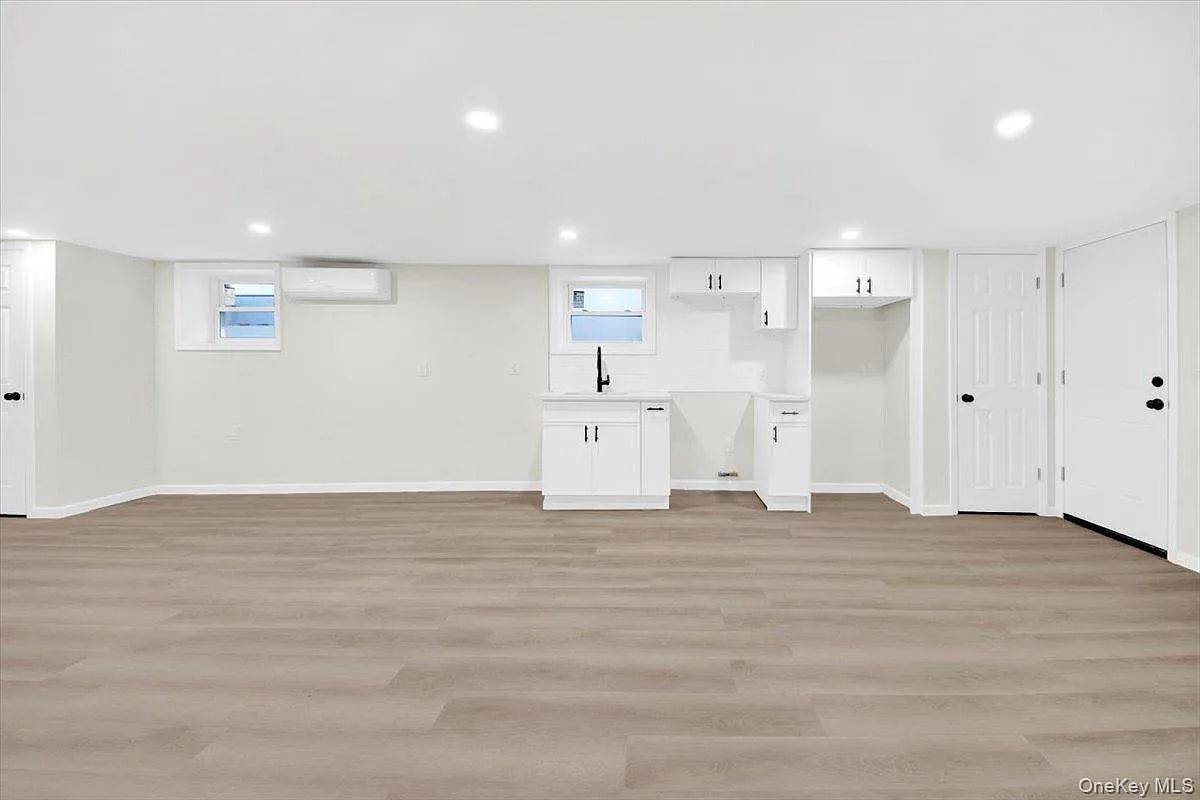 #10 photo, 1625 Overing St, Бронкс ‖ Bronx , NY 10461