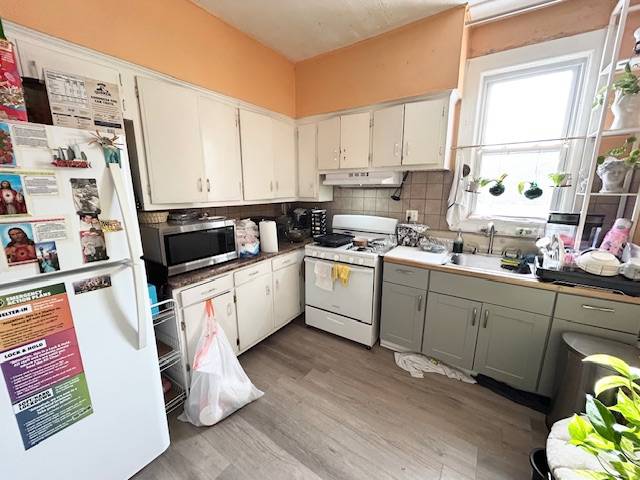 #22 photo, 19 1st Street, Staten Island , NY 10306