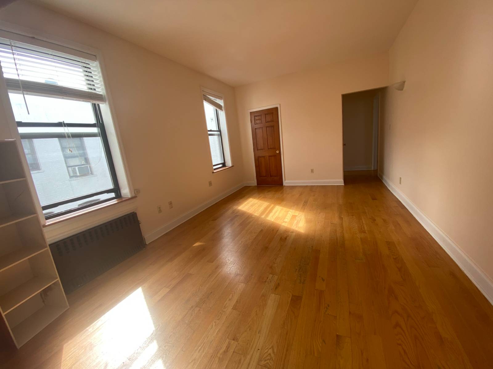 #4 photo, 6th Ave & 83rd Str, הברונקס Bay Ridge , NY 11209