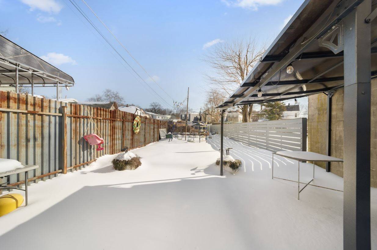 #26 photo, 108 Jackie Robinson Pkwy, East New York , NY 11207