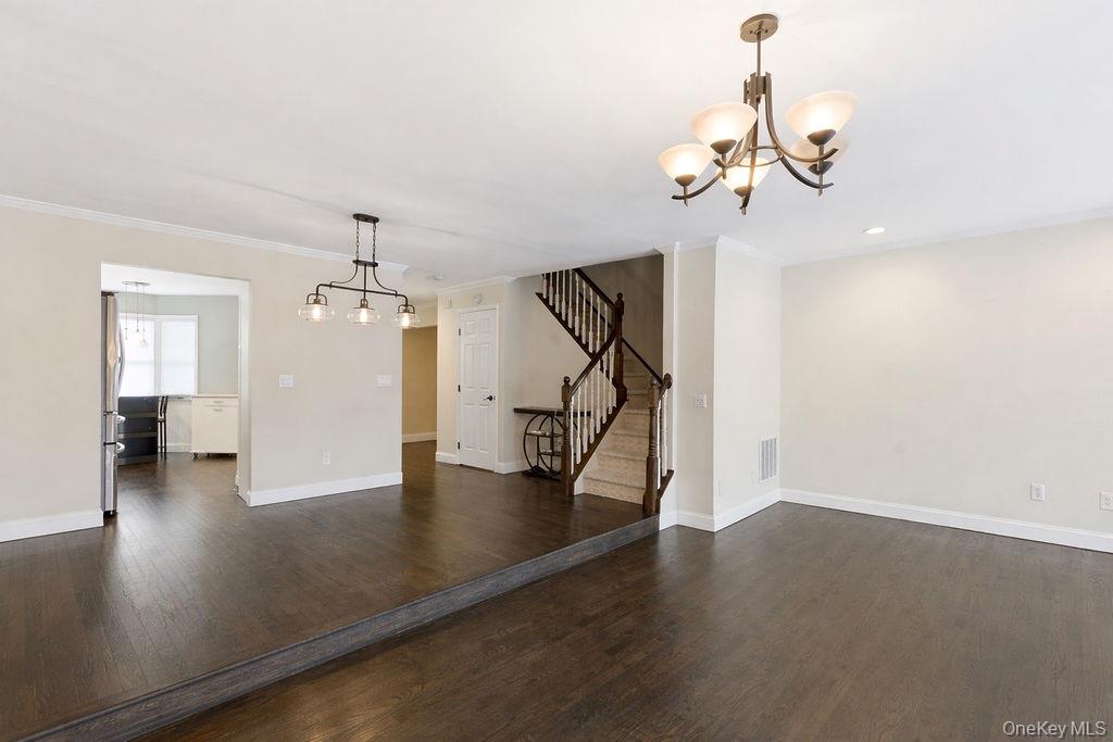 #10 photo, 305 Glenwood Drive, Briarcliff Manor , NY 10510