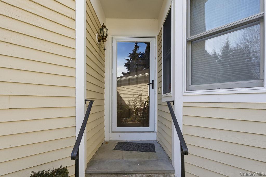 #5 photo, 305 Glenwood Drive, Briarcliff Manor , NY 10510