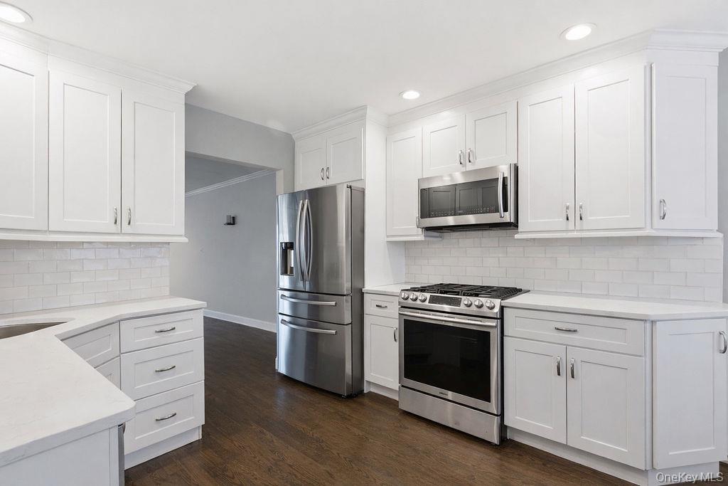 #8 photo, 305 Glenwood Drive, Briarcliff Manor , NY 10510