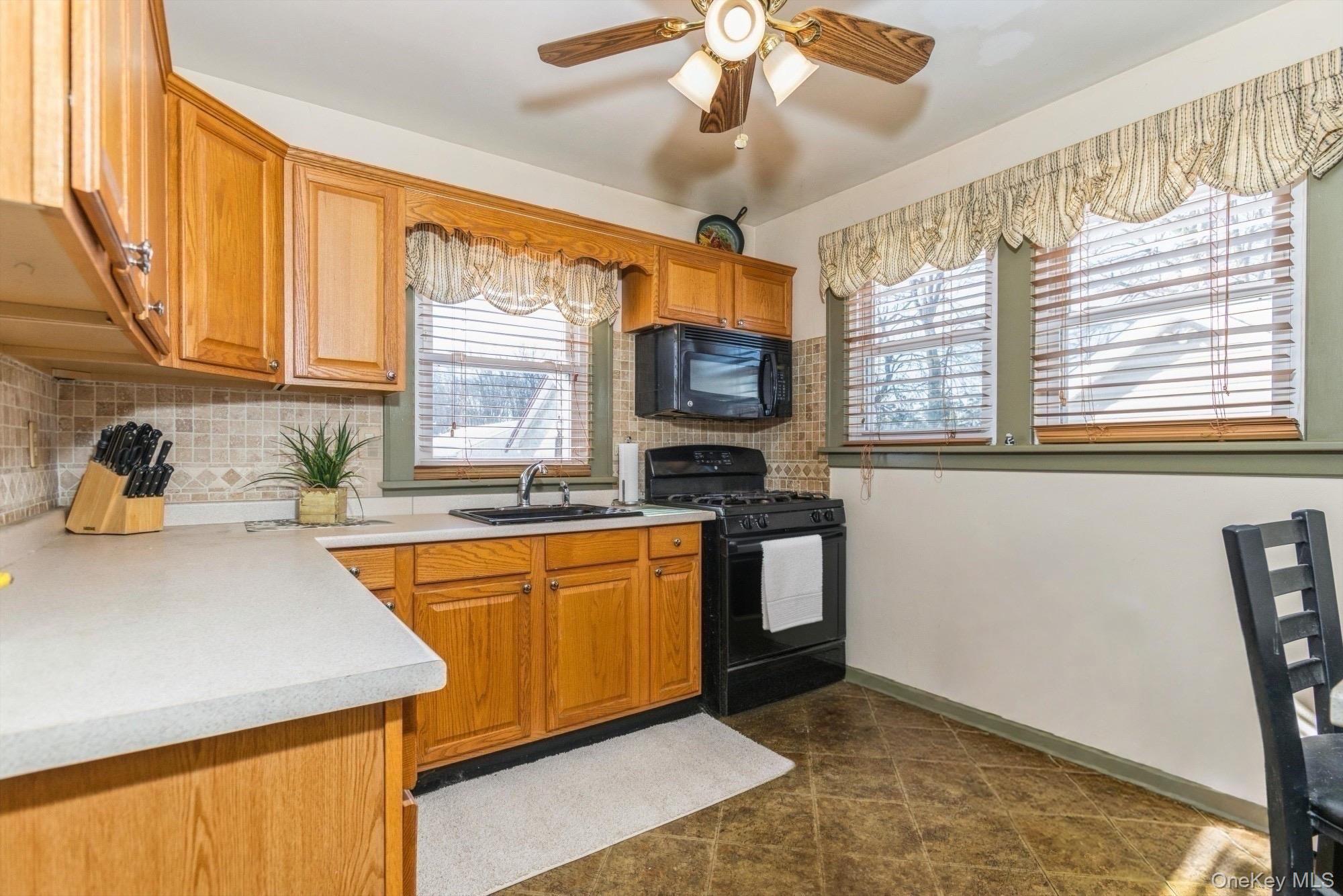 #7 photo, 59 Prairie Avenue, Suffern , NY 10901