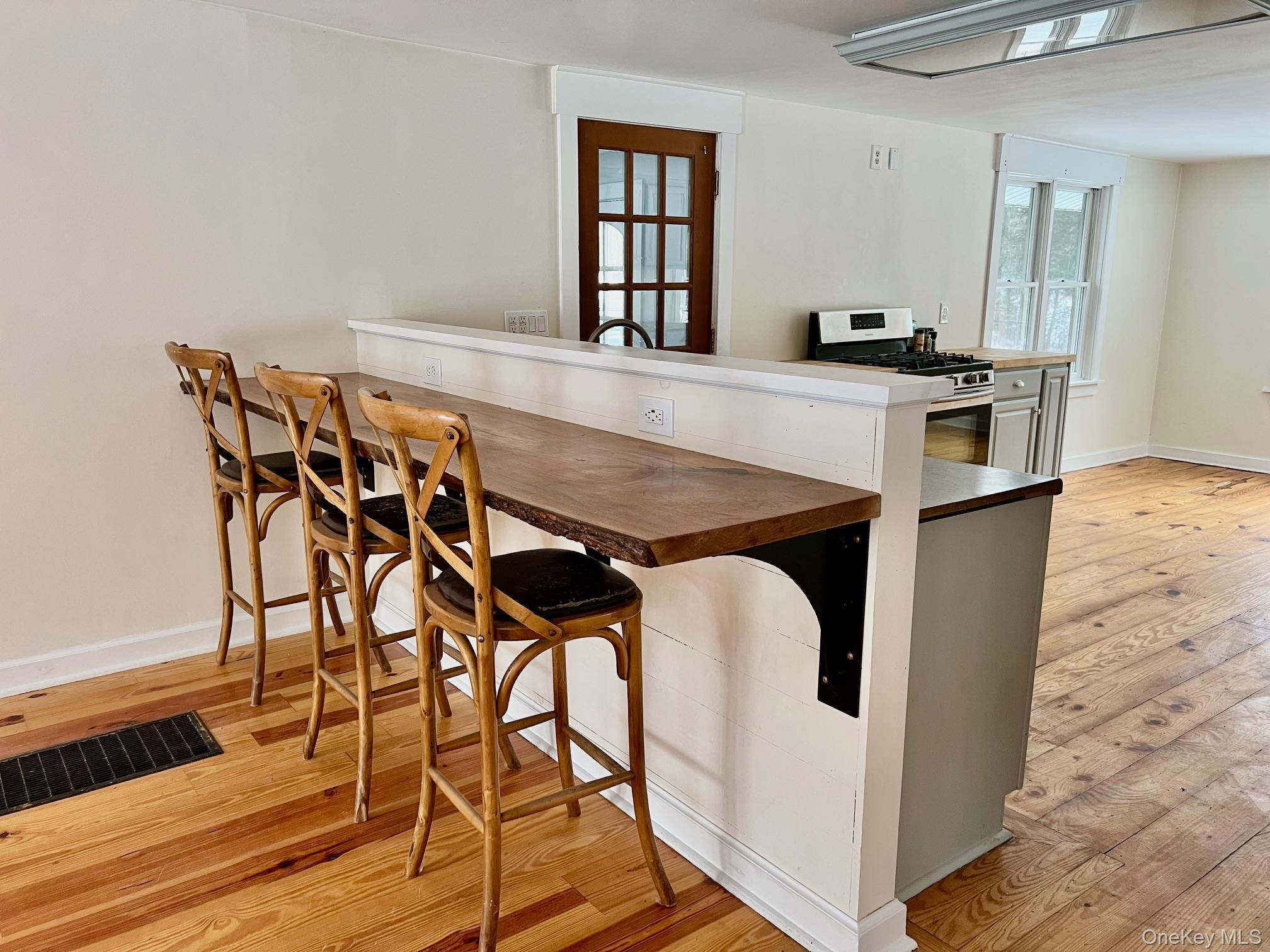 #10 photo, 1245 Salt Point Turnpike, Pleasant Valley , NY 12569