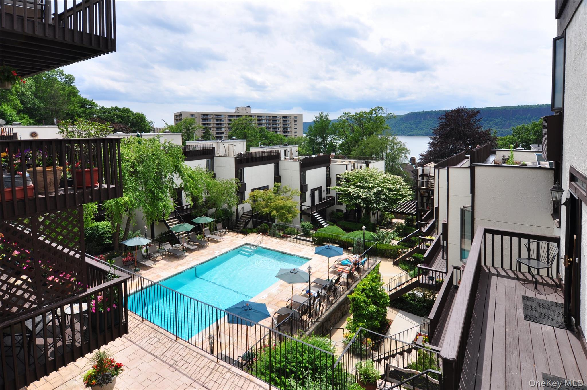 #18 photo, 1200 Warburton Avenue, 紐約州 Yonkers , NY 10701