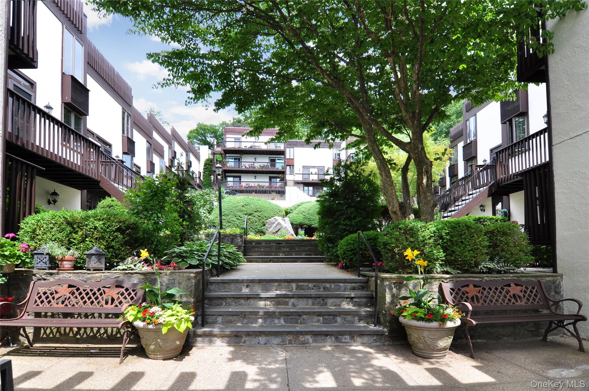 #3 photo, 1200 Warburton Avenue, 紐約州 Yonkers , NY 10701