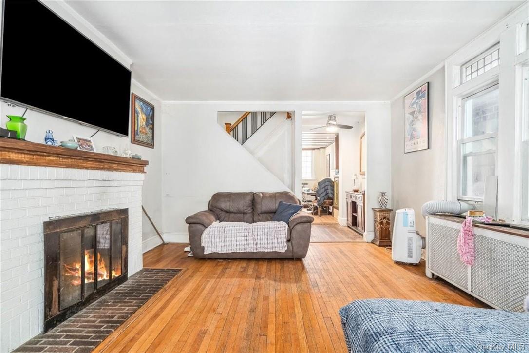 #6 photo, 3805 Sedgwick Avenue, Bronx , NY 10463