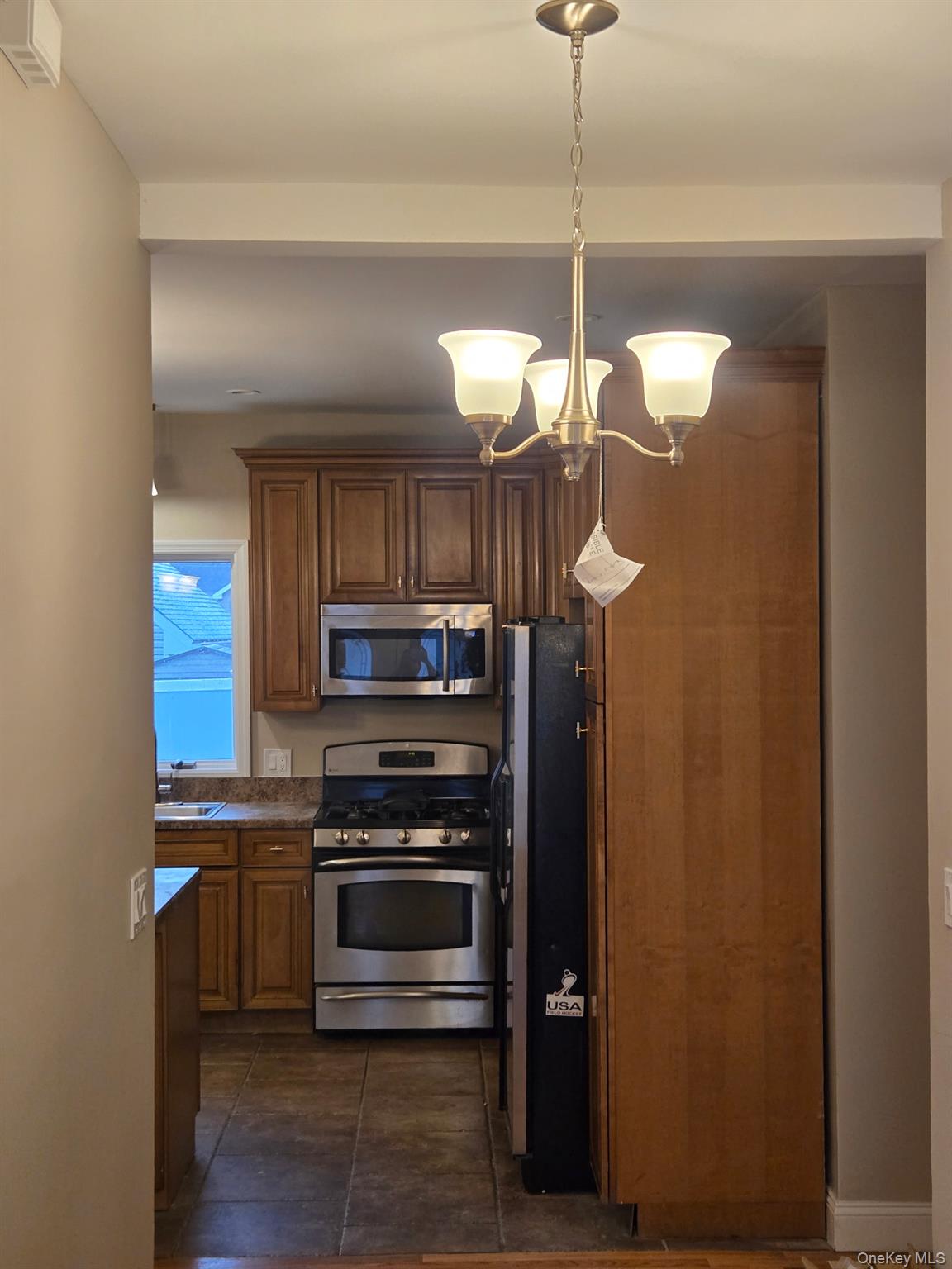 #3 photo, 16 Babylon Drive, Sound Beach , NY 11789