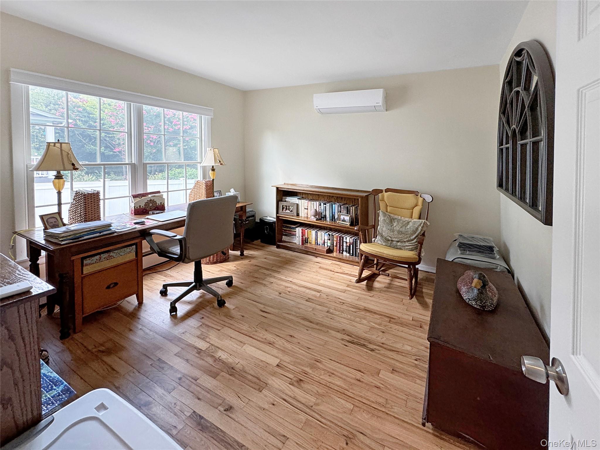 #12 photo, 471 Main Street, Northport , NY 11768