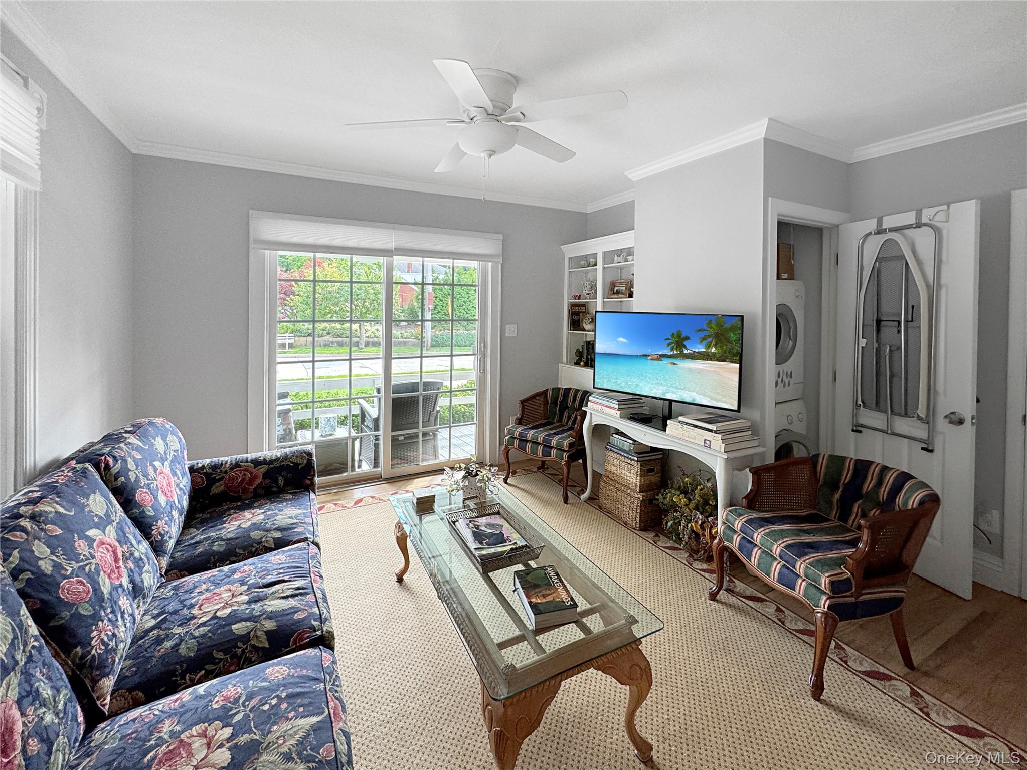 #9 photo, 471 Main Street, Northport , NY 11768