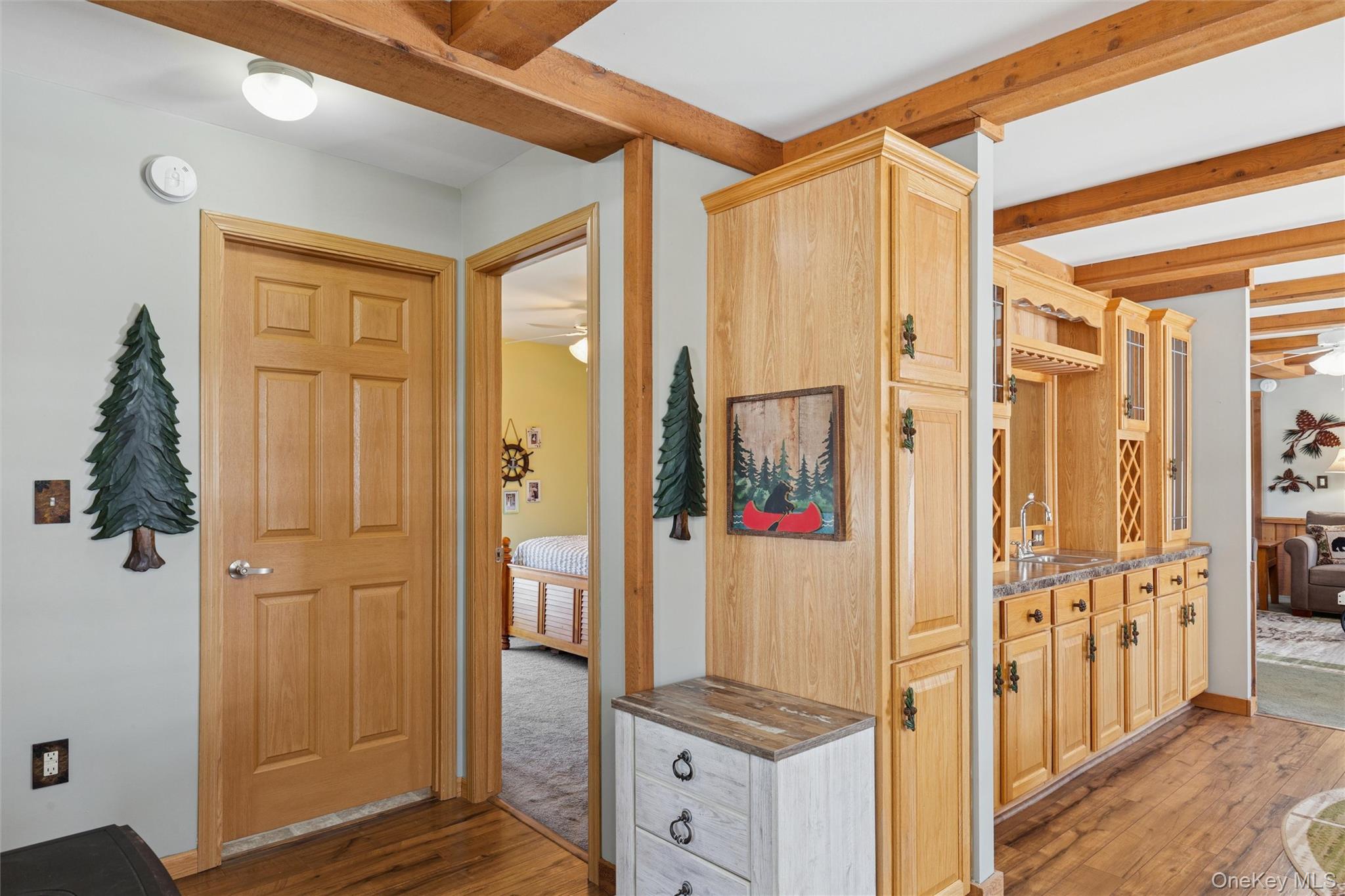 #14 photo, 1661 Old Country Road, Riverhead , NY 11901