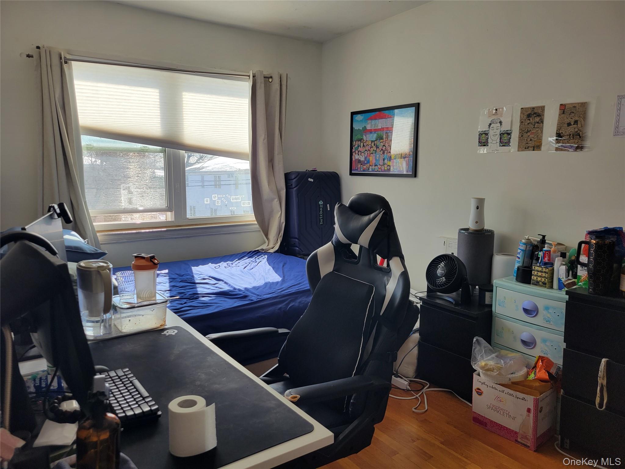 #9 photo, 200-33 26 Avenue, Bayside , NY 11360