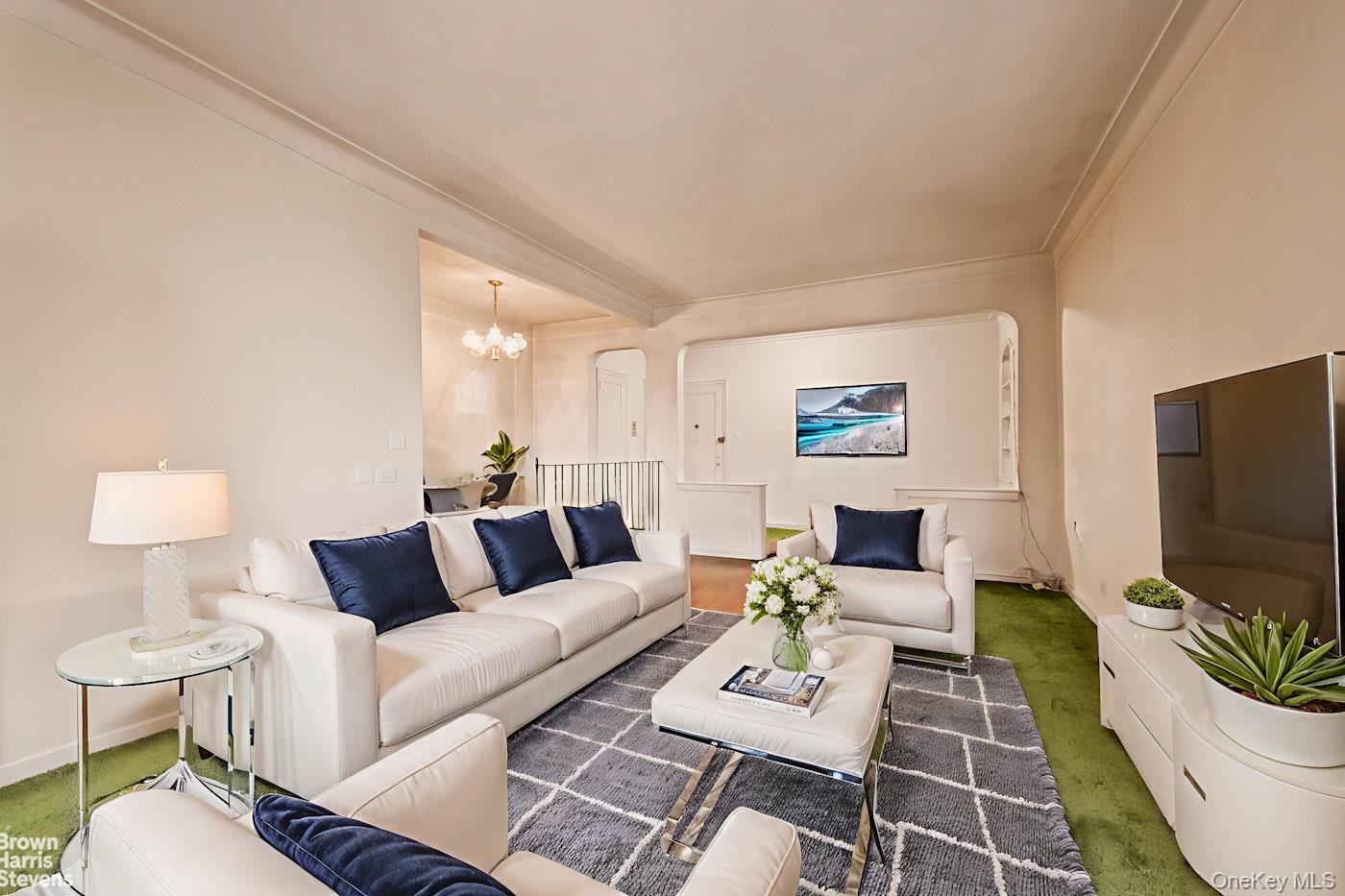 #5 photo, 77-14 113th Street, Forest Hills , NY 11375