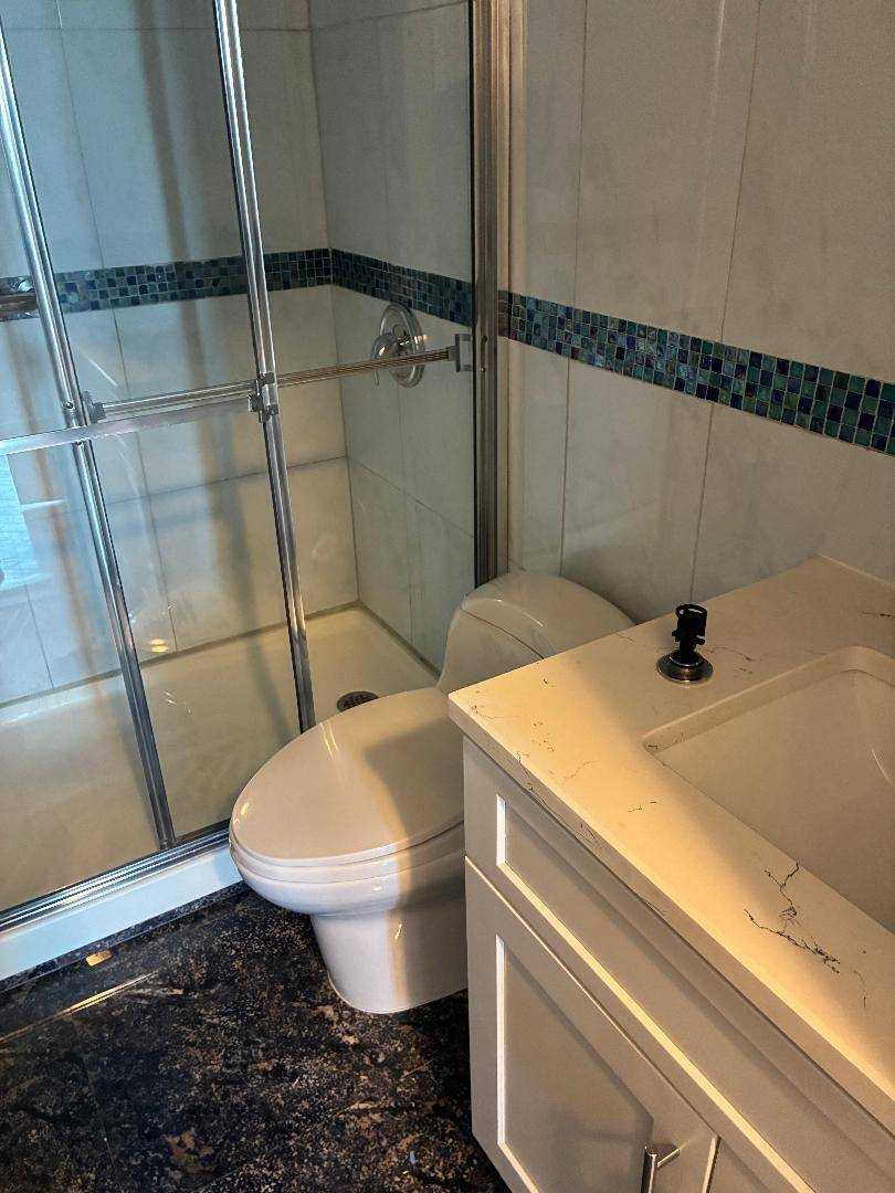 #4 photo, 2 Bay Club DR, #PHR, Bayside , NY 11360